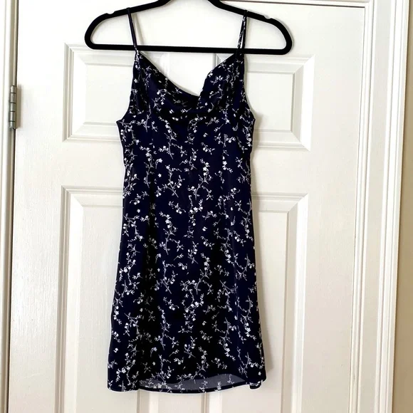Urban outfitters slip dress - Picture 3 of 5